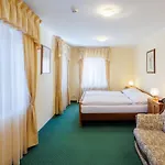 U Zámečku Cihelny 3* Karlovy Vary