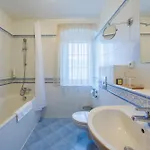 U Zámečku Cihelny 3*