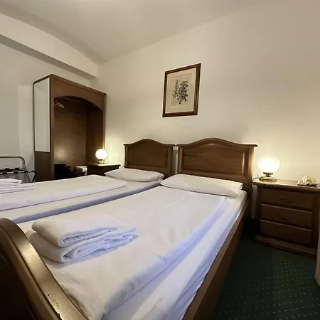 U Zamecku Cihelny 3* Karlovy Vary