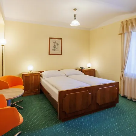 U Zamecku Cihelny 3* Karlovy Vary