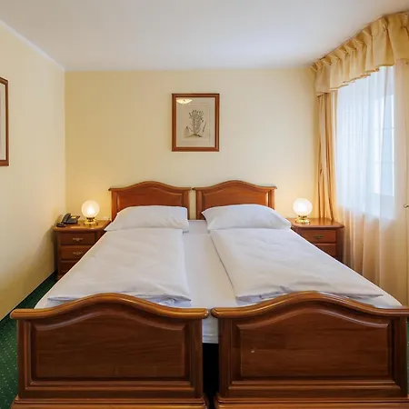Hotel U Zamecku Cihelny 3*