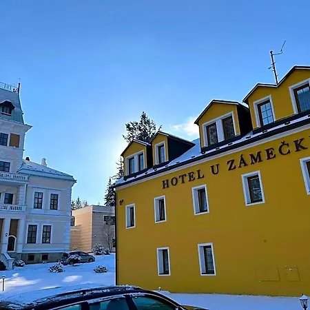 Hotel U Zámečku Cihelny 3*