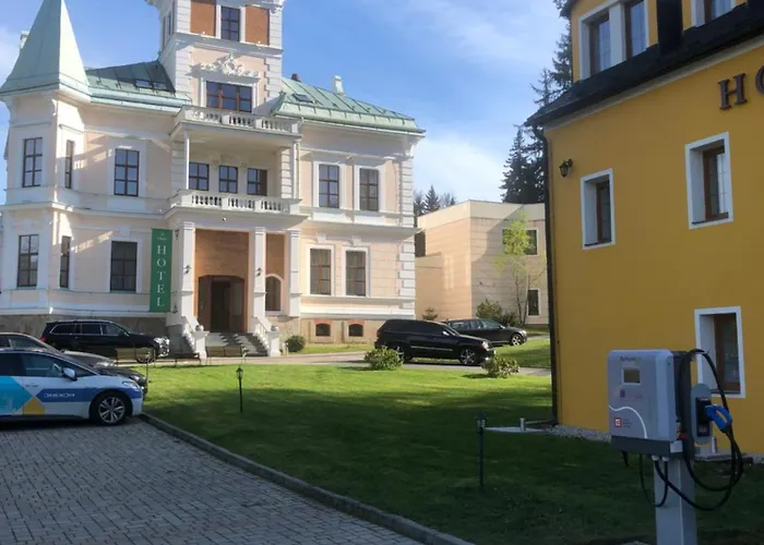 Hotel U Zamecku Cihelny 3*